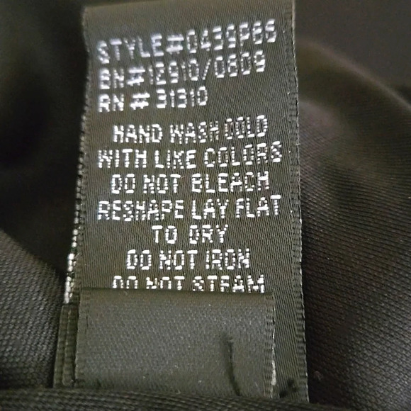 I.N. Studio Layered Ruffled Top Black & Gray Wide Band Boat Neck Women L - Picture 9 of 11